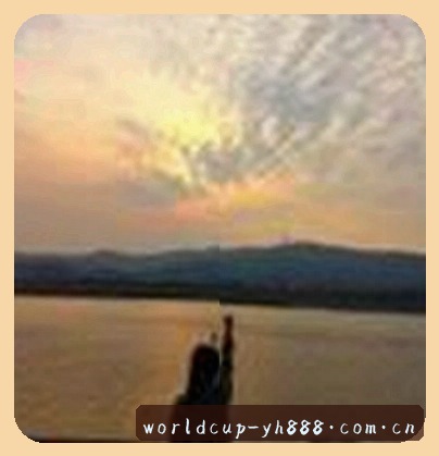 陈静